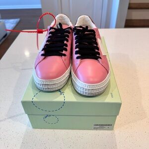 Off-white arrow sneakers, pink & white women size 38